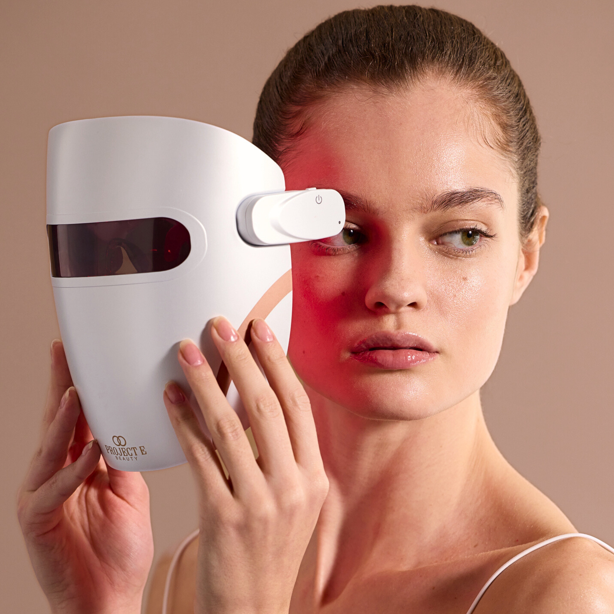 Lumamask Pro | LED赤色光療法フェイスマスク Lumamask Pro | LED Red Light Therapy Face Mask | Project E Beauty